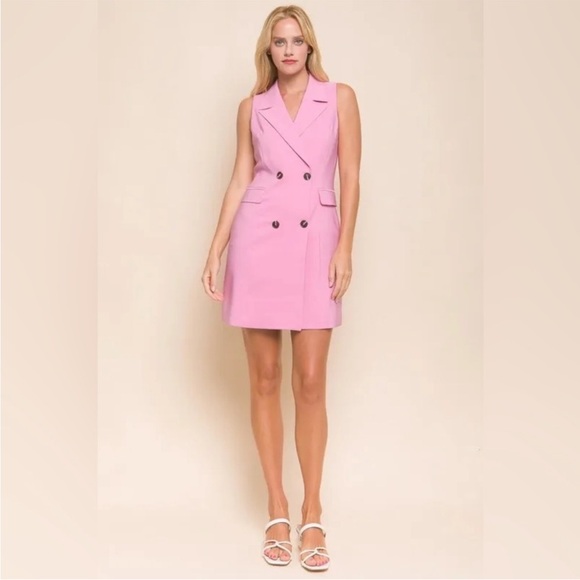 Sleeveless Blazer Dress - Picture 9 of 13